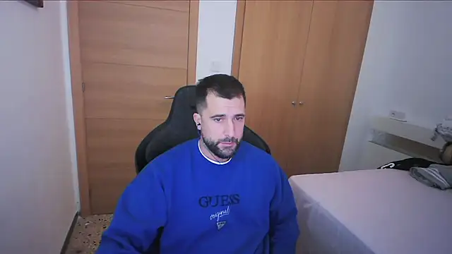 alex877x online show from November 19, 1:55 pm