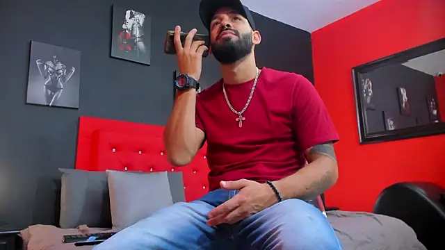 Thiagogomez online show from September 24, 12:36 pm