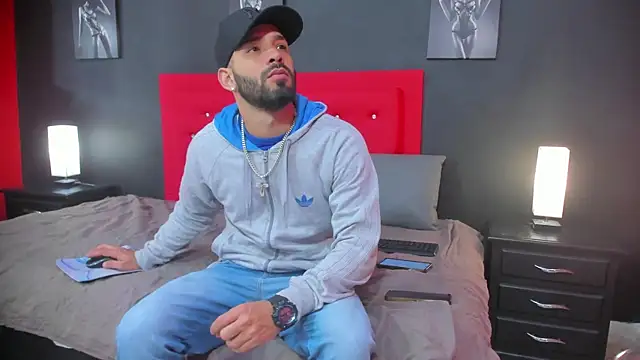 Thiagogomez online show from October 2, 12:20 pm