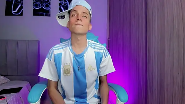 jake and joaquin online show from September 9, 2:44 am