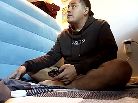 4emchp23 online show from February 4, 7:31 pm