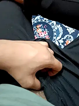 addu24 online show from December 14, 7:46 pm