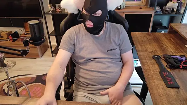 sweetsmile93 online show from December 20, 9:27 am