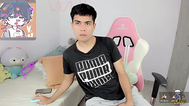 lucas cute online show from January 8, 6:13 pm