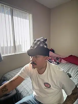 PeterGrandee online show from December 22, 9:34 pm