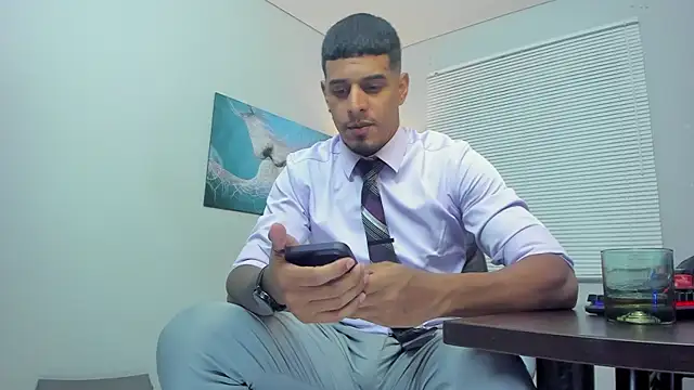 vincen jose online show from April 16, 1:49 am