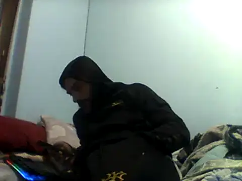 Snapshot of coppiasenzacensura chatting on December 9, 9:11 pm coppiasenzacensura online show from December 9, 9:11 pm