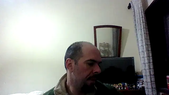 sstrasser online show from December 16, 6:48 pm