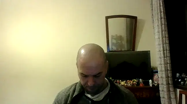 sstrasser online show from January 5, 11:22 pm