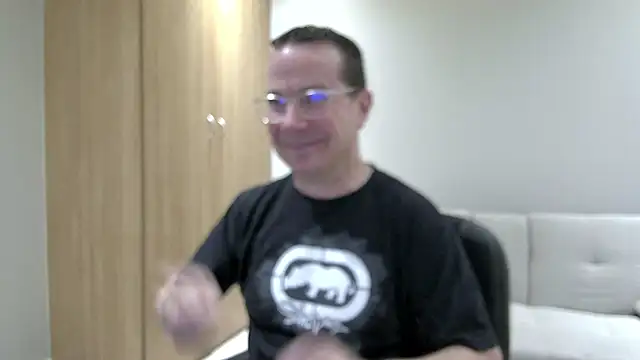 Snapshot of BrettJ81 chatting on October 6, 4:11 pm BrettJ81 online show from October 6, 4:11 pm