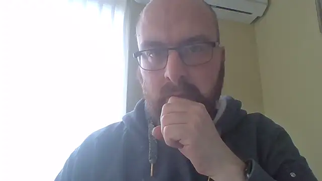 Snapshot of CamboyHappyDave chatting on February 22, 7:45 am CamboyHappyDave online show from February 22, 7:45 am